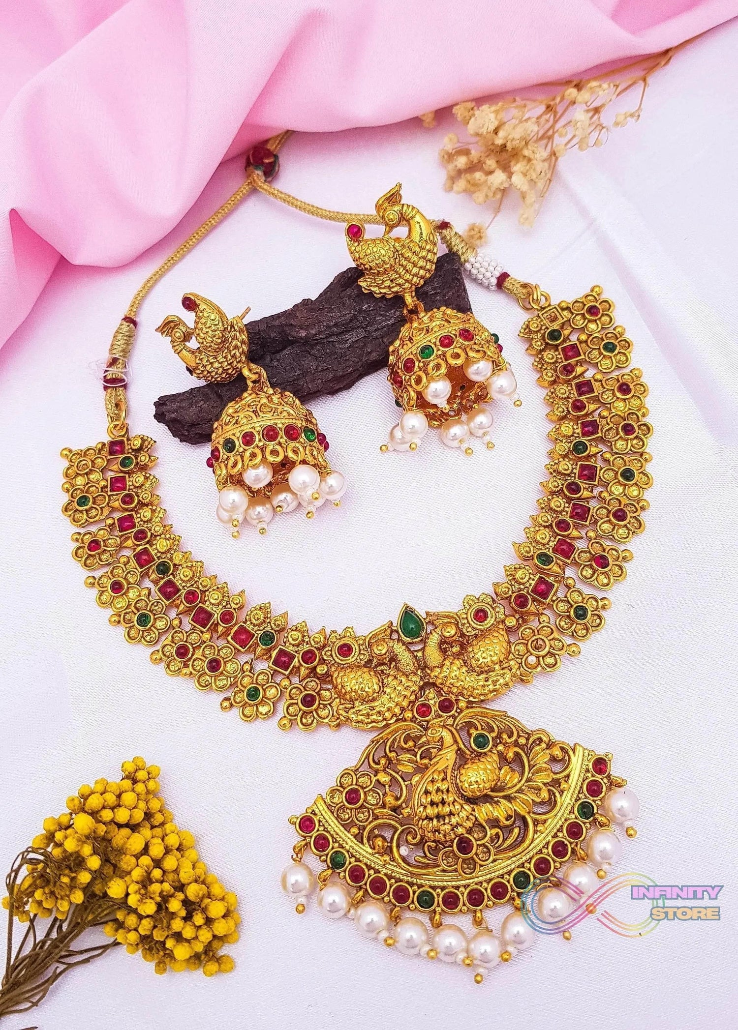 Necklace - infinityexculsivestore.com
