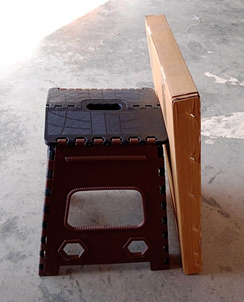 1pc 18inch Folding Stool for Adults and Kids, Also For Kitchen Stepping With (Brown Box) - infinityexculsivestore.com