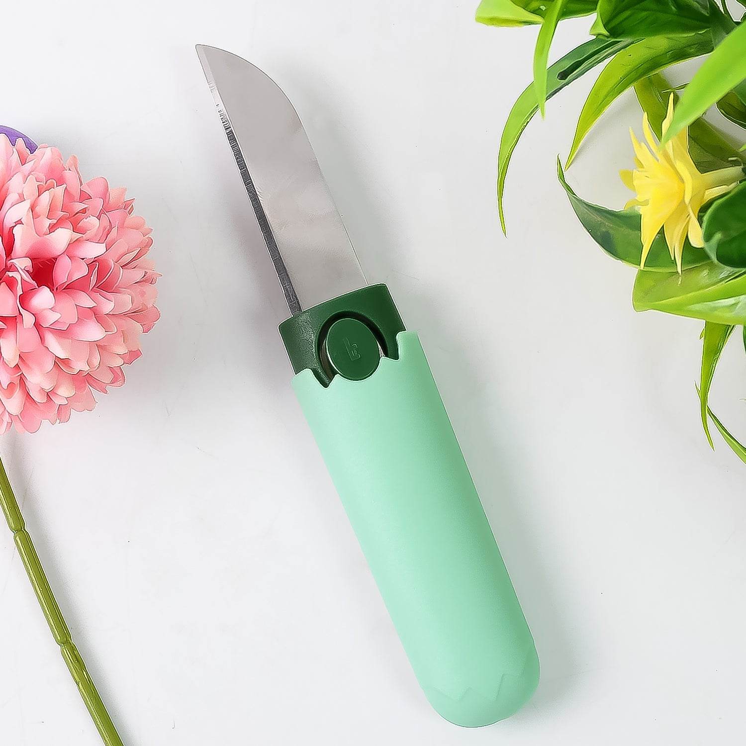 2 in 1 Knife, Multifunctional peeler Two in one fruit knife, fruit and vegetable cutting knife+sawtooth peeler, apple, carrot, potato, fruit slice antiskid - infinityexculsivestore.com