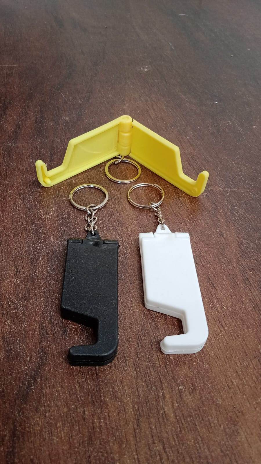 2 in 1 Plastic Keychain with Mobile Stand / Phone Holder (1 Pc / Multicolor) - infinityexculsivestore.com