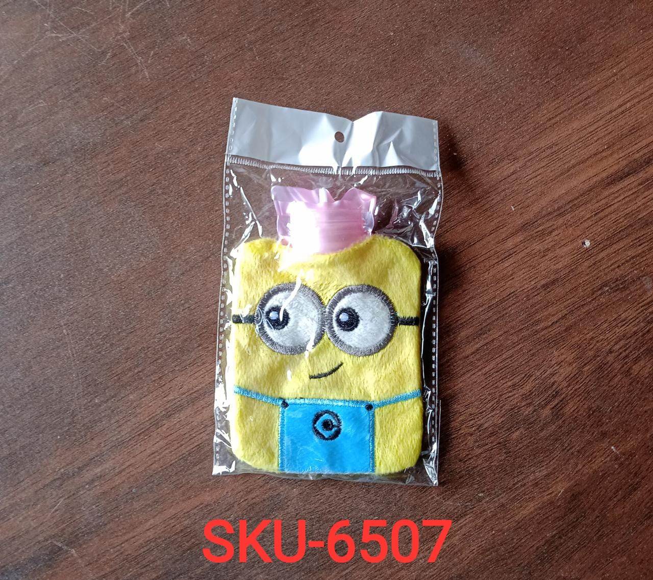 2Eye Minions small Hot Water Bag with Cover for Pain Relief, Neck, Shoulder Pain and Hand, Feet Warmer, Menstrual Cramps. - infinityexculsivestore.com