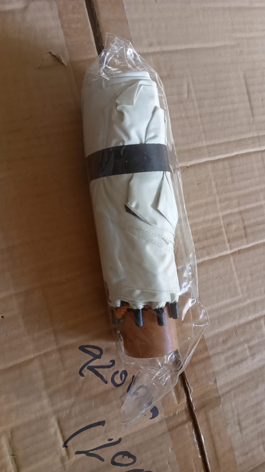 3 - Fold Sun & Rain Protective Solid Foldable Umbrella, (1 Pc) - infinityexculsivestore.com