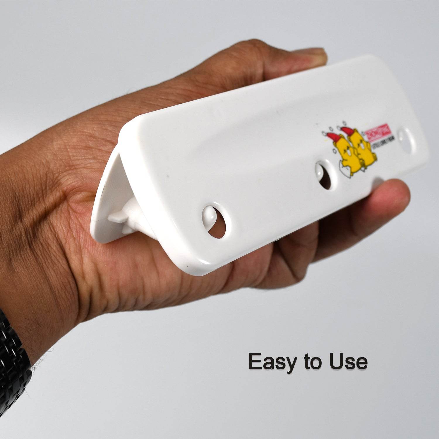 3 Pin Plastic Cloth hanger, Wall Door Hooks Rail for Hanging Clothes. - infinityexculsivestore.com