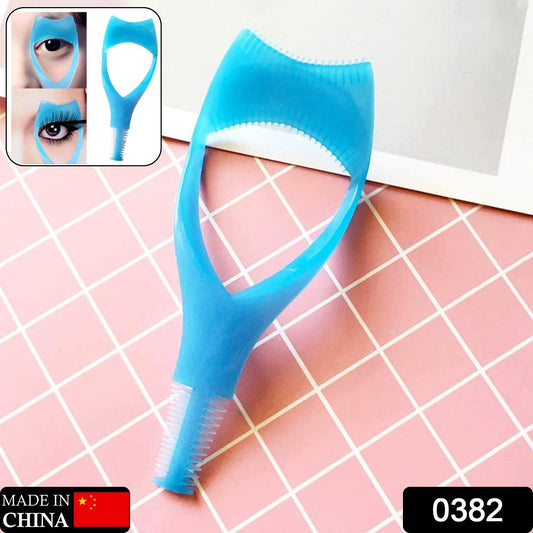 3 in 1 Plastic Makeup Cosmetic Eyelash Tool Lash Mascara Applicator Eyelashes Guide Eyelashes Brush Curler Comb Eye Makeup Tool Female Supply (1 Pc) - infinityexculsivestore.com