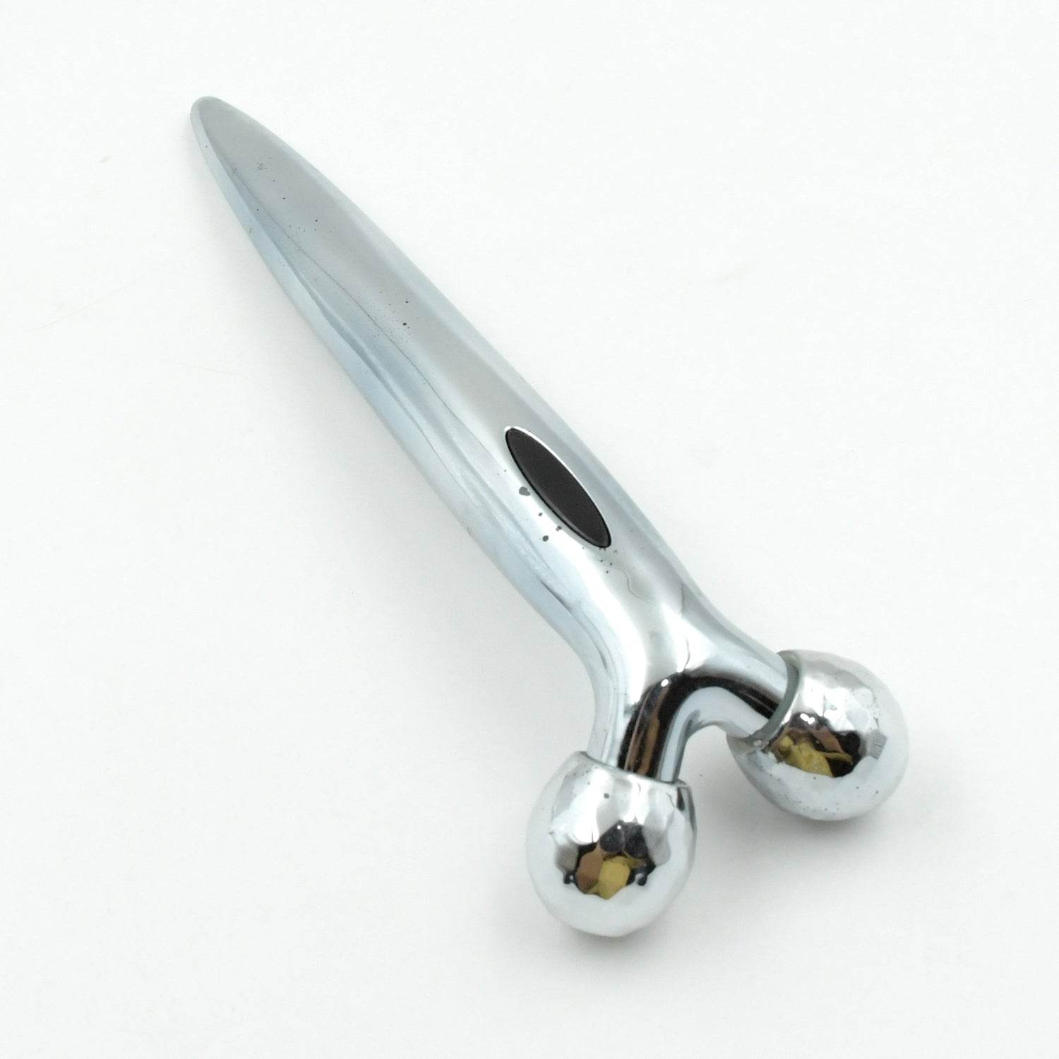 360 Degree Facial Roller, designed for face lifting and skin tightening, improves blood circulation and reduces puffiness. - infinityexculsivestore.com