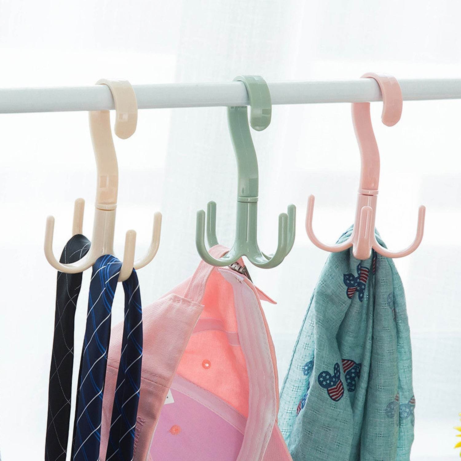 4-Claw Multi-Function 360 Degree Rotatable Purse Rack Handbag Hanger Hook - infinityexculsivestore.com