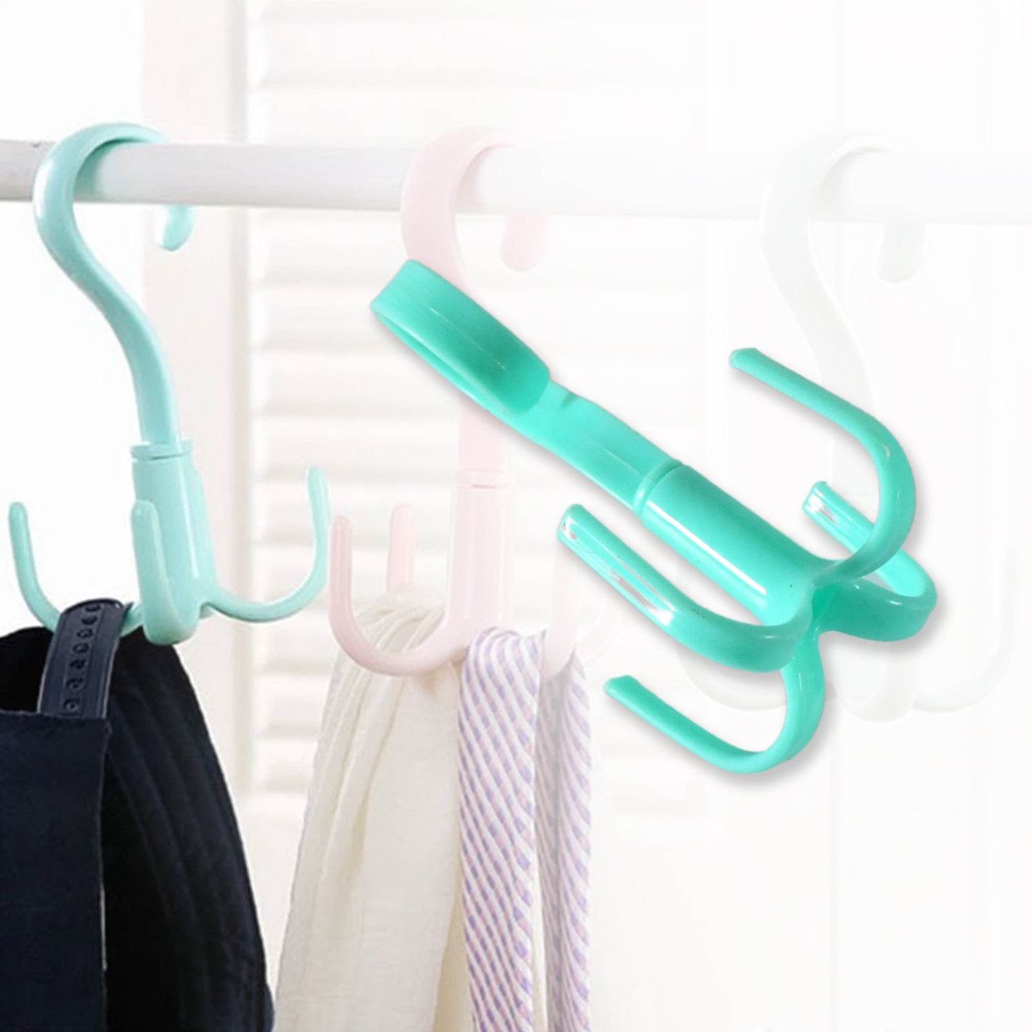 4-Claw Multi-Function 360 Degree Rotatable Purse Rack Handbag Hanger Hook - infinityexculsivestore.com