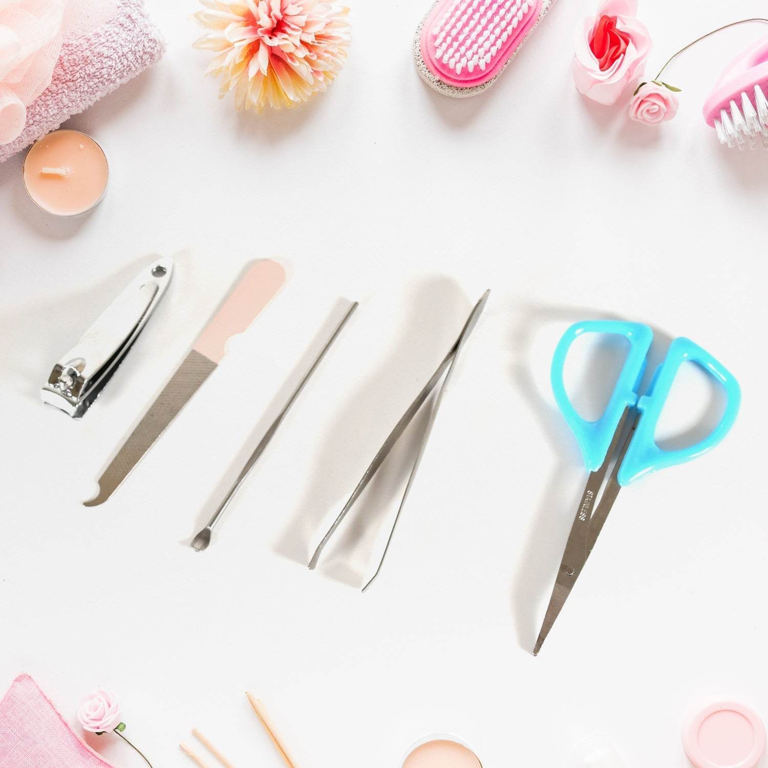 5 IN 1 Stainless Steel Professional Manicure Set, Nail Cutter For Women, Nail Scissors, Luxury Grooming Kit - infinityexculsivestore.com