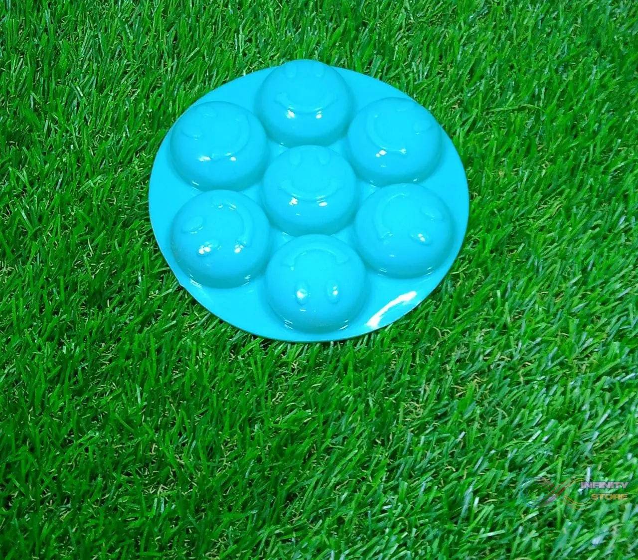 7cavity smiley shape chocolate mold tray cake baking mold Flexible silicone chocolate making tool - infinityexculsivestore.com