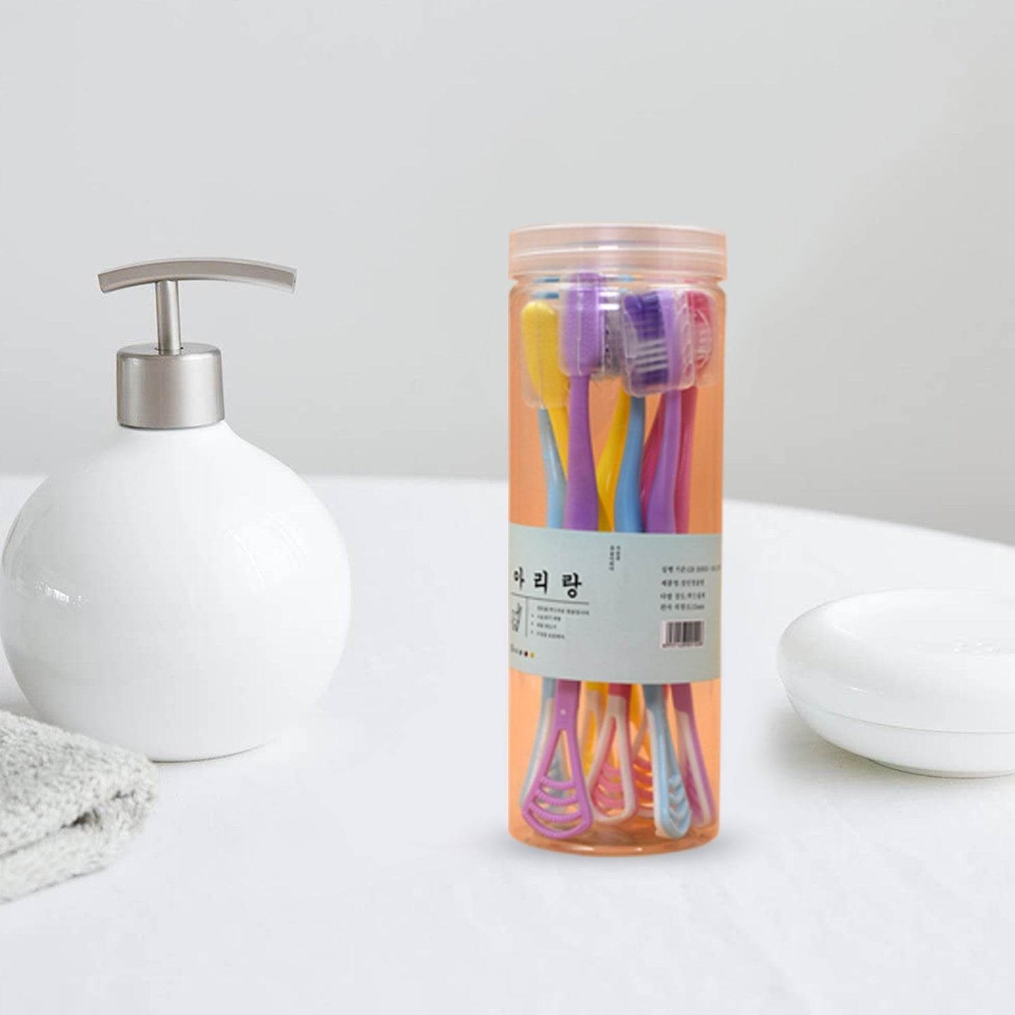 8 Pc 2-in-1 Toothbrush Case for Family Use - infinityexculsivestore.com