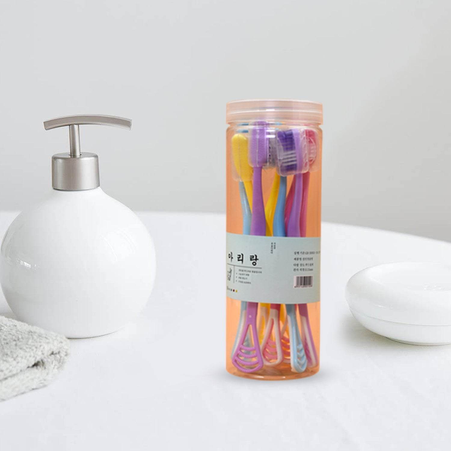 8 Pc 2-in-1 Toothbrush Case for Family Use - infinityexculsivestore.com