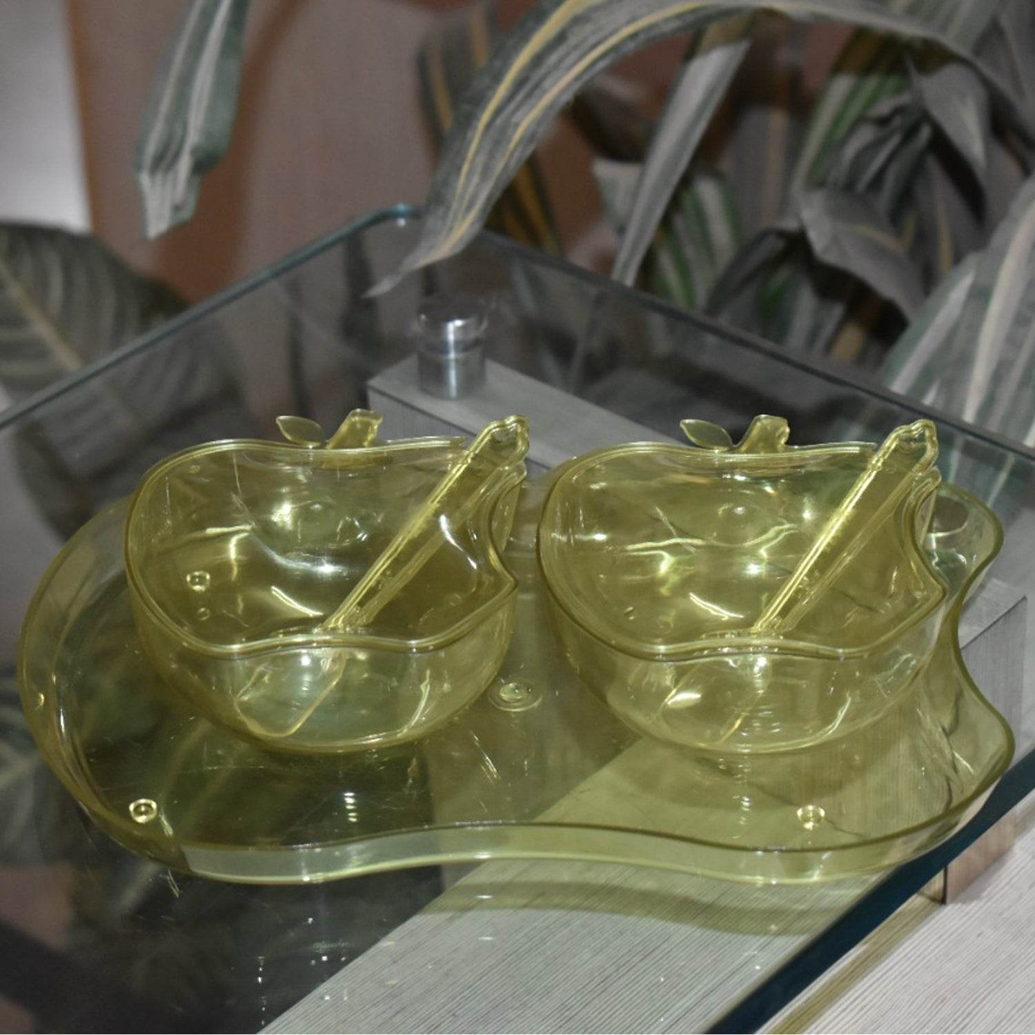 Apple Shape Tray Bowl Used For Serving Snacks And Various Food Stuffs. - infinityexculsivestore.com