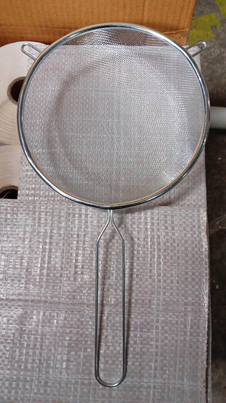 Big Mesh Strainer With Handle Stainless Steel Oil Straine, Mesh Sieve Strainer(1 Pc) - infinityexculsivestore.com
