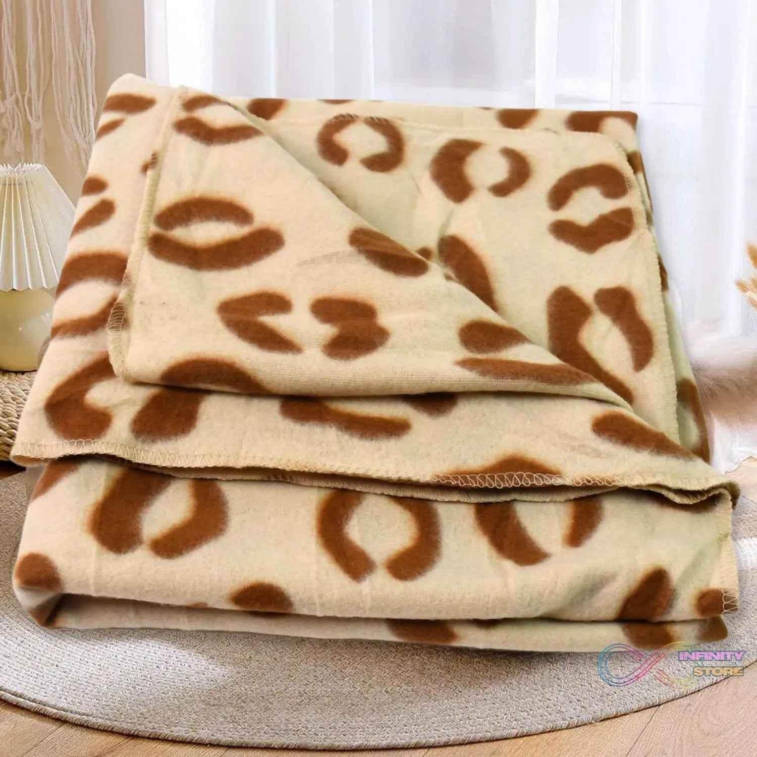 Big Pet Soft Blanket / Towel, Warm Sleep Mat (1 Pc / Mix Color & Design & Size) - infinityexculsivestore.com