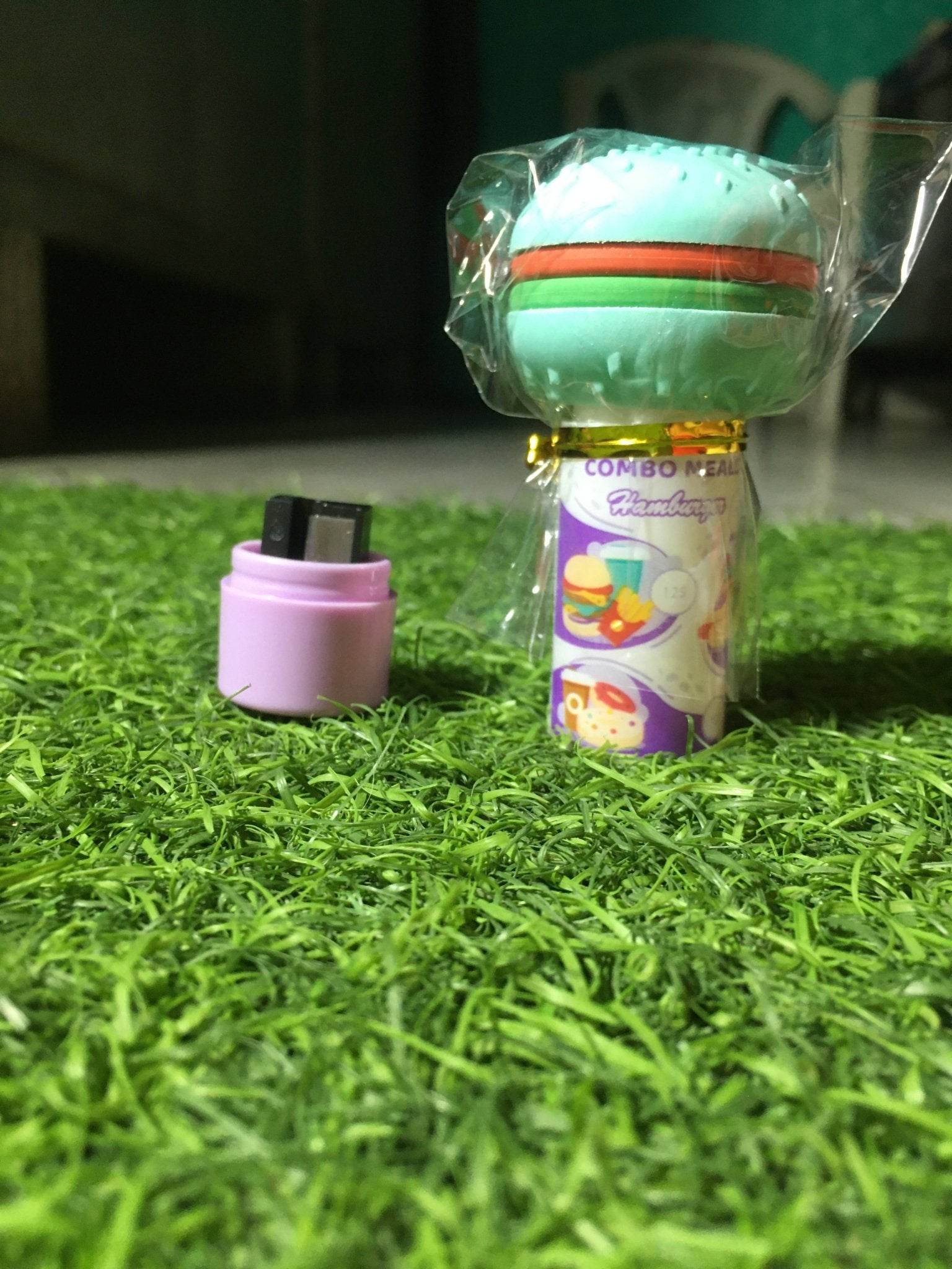 Burger Shape 3D Erasers Cum Sharpener Birth Day Return Gift Party Idea for Kids Birthday (Pack of 06 Pcs) - infinityexculsivestore.com