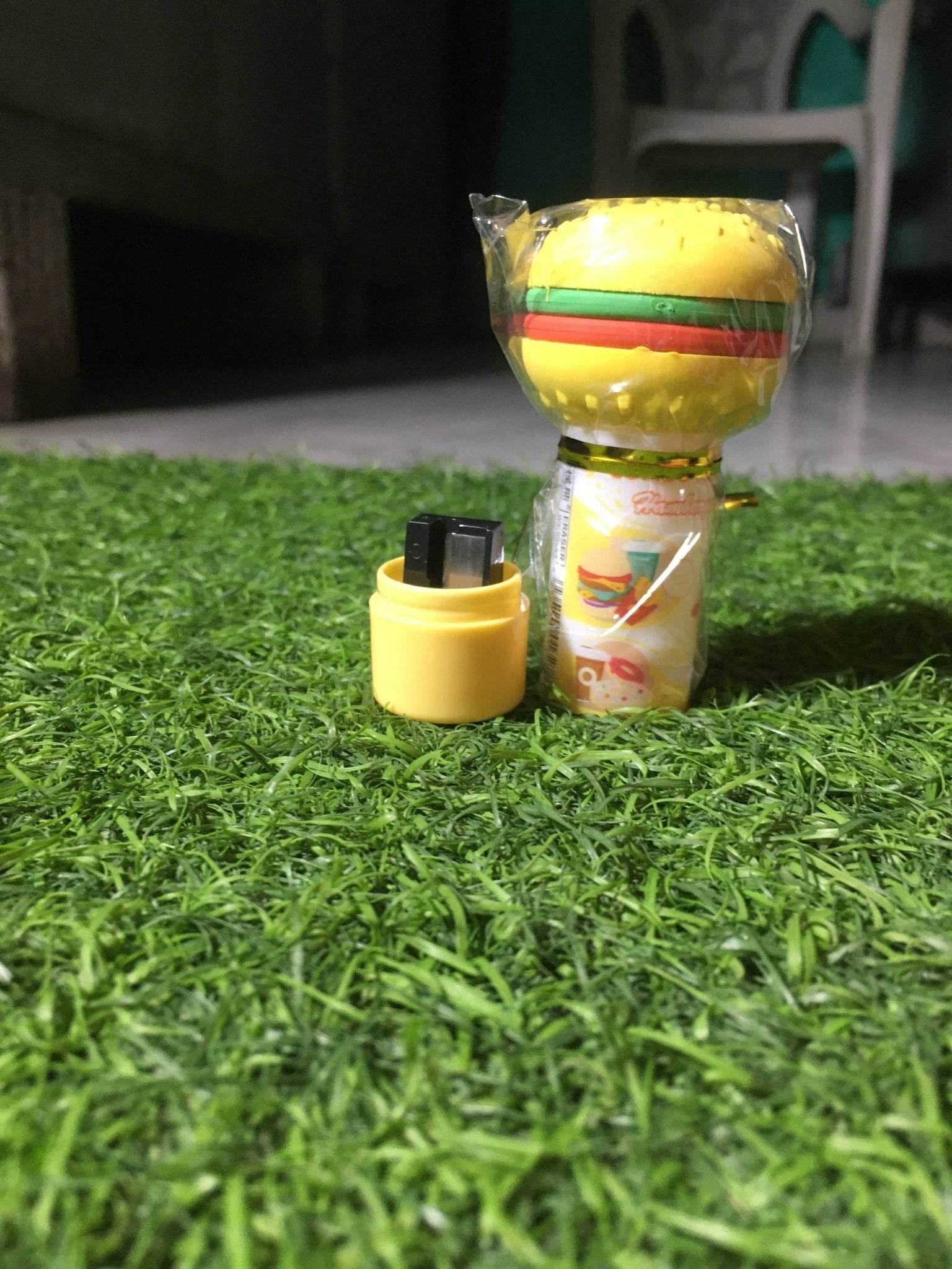 Burger Shape 3D Erasers Cum Sharpener Birth Day Return Gift Party Idea for Kids Birthday (Pack of 06 Pcs) - infinityexculsivestore.com