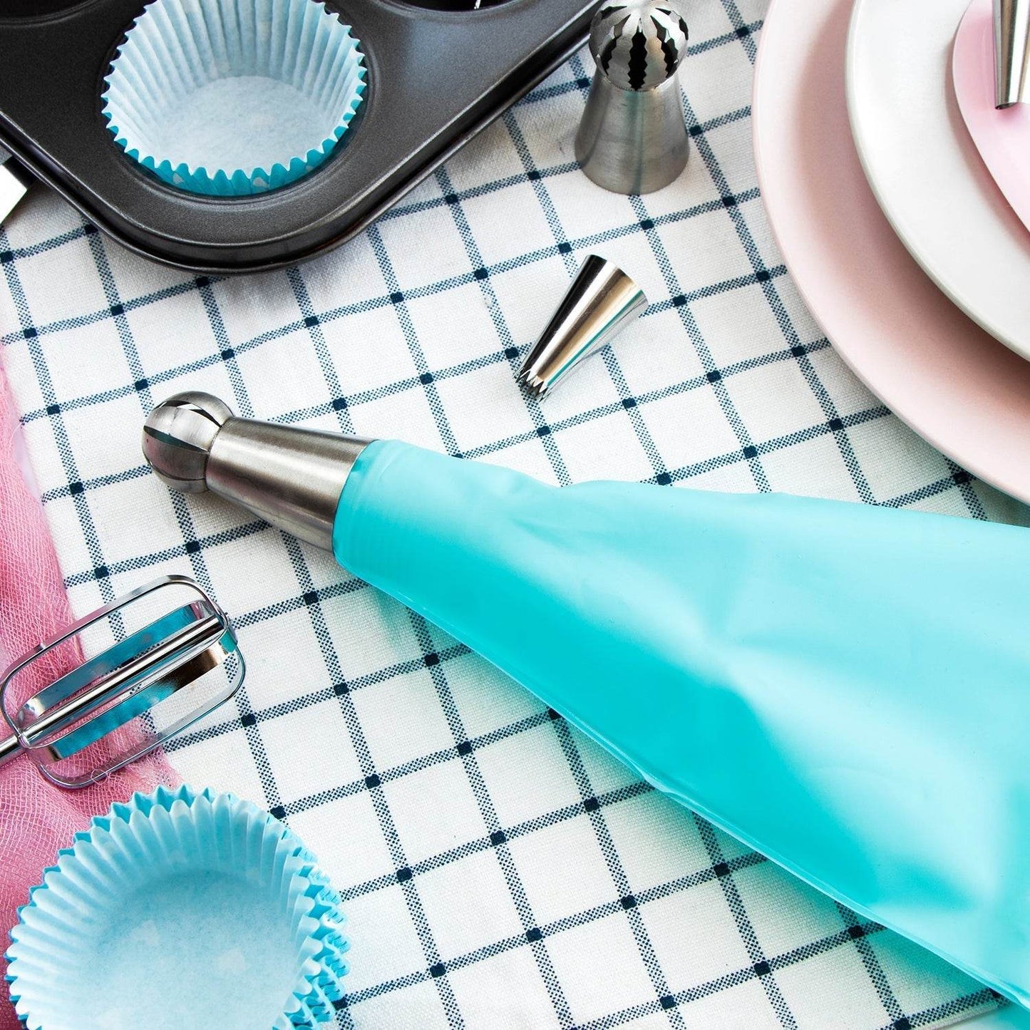 Cake Decorating Nozzle with Piping Bag Stainless Steel Piping Cream Frosting Nozzles - infinityexculsivestore.com