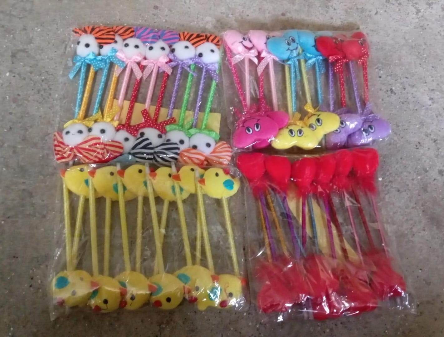 Cute Cartoon Shape & Heart Design Facy Writting Pen Attached Rattle | Ball Pen Smooth Writing For Wedding , Events & Multiuse Pen Best Pen l Use for Kids (12 Pcs Set Mix Design & Color) - infinityexculsivestore.com