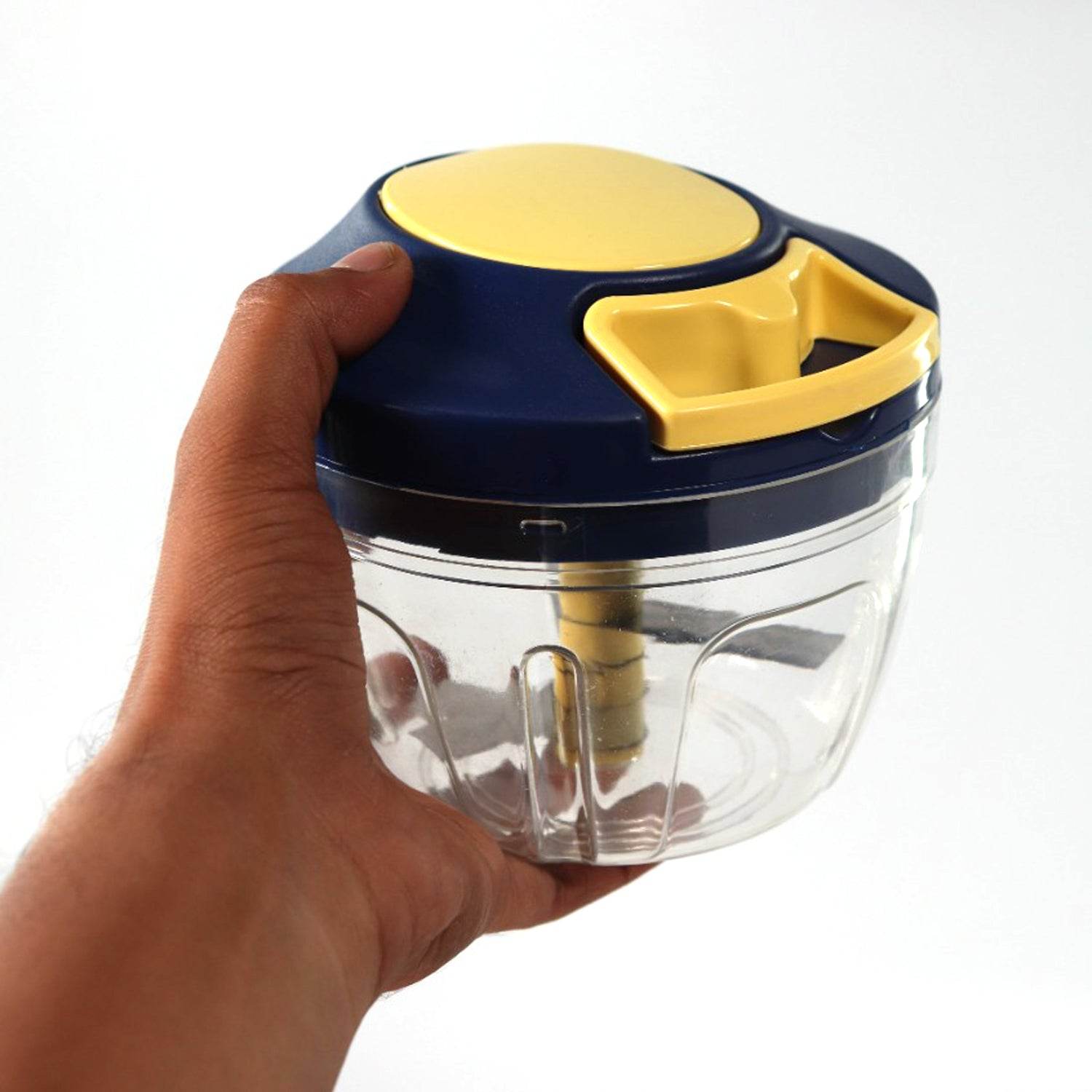 Chopper with Blades for Effortlessly Chopping Vegetables and Fruits for Your Kitchen (650ml) - infinityexculsivestore.com
