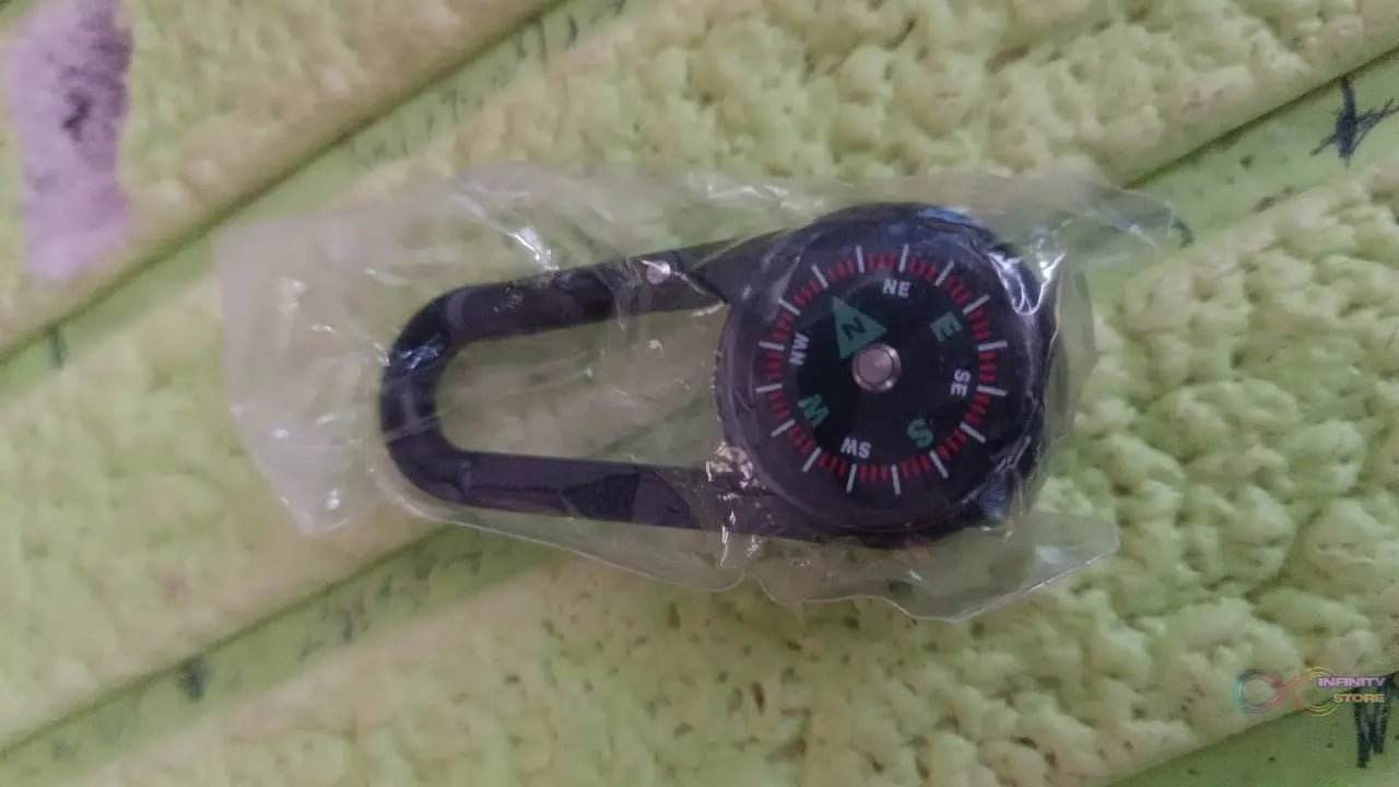 Clip Snap Hook Mini Compass (1 Pc / Mix Design) - infinityexculsivestore.com