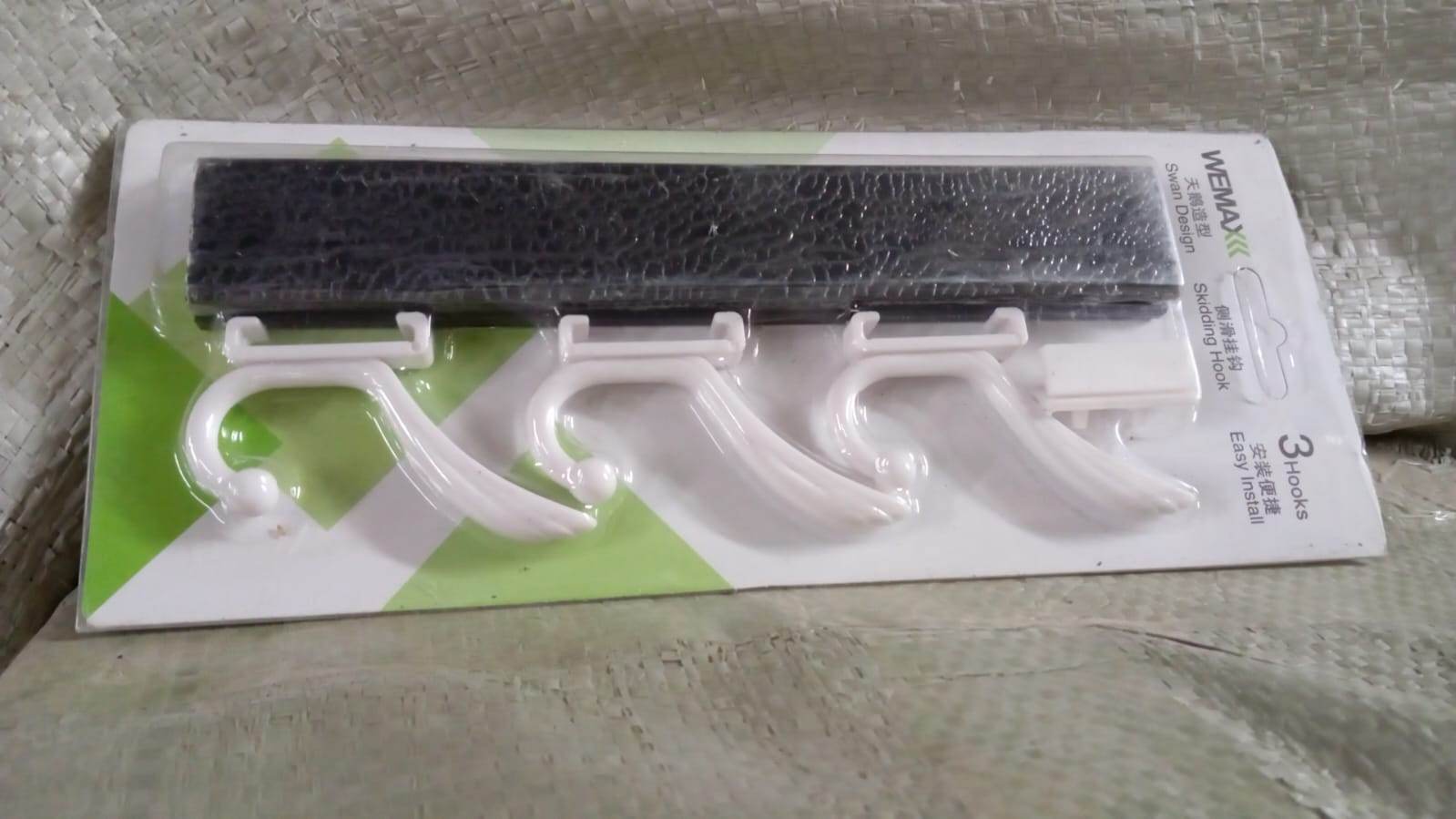 Cloth hanger, Wall Door Hooks Rail for Hanging Clothes for Hanging Hook Rack Rail, Extra Long Coat Hanger Wall Mount for Clothes, Jacket, Hats, 6 Hook - infinityexculsivestore.com
