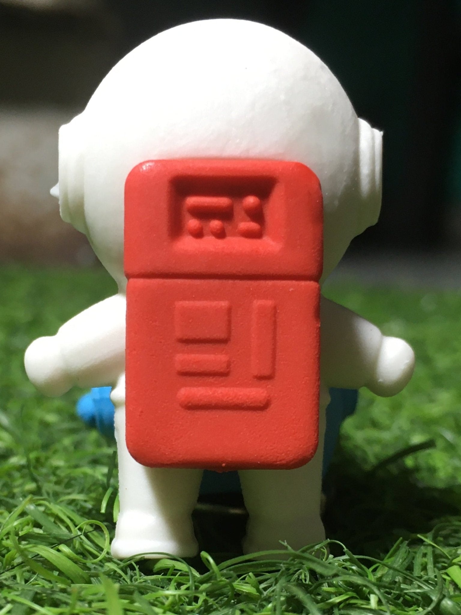 Colorful and Cute Astronaut Eraser for kids (Pack of 4) - infinityexculsivestore.com