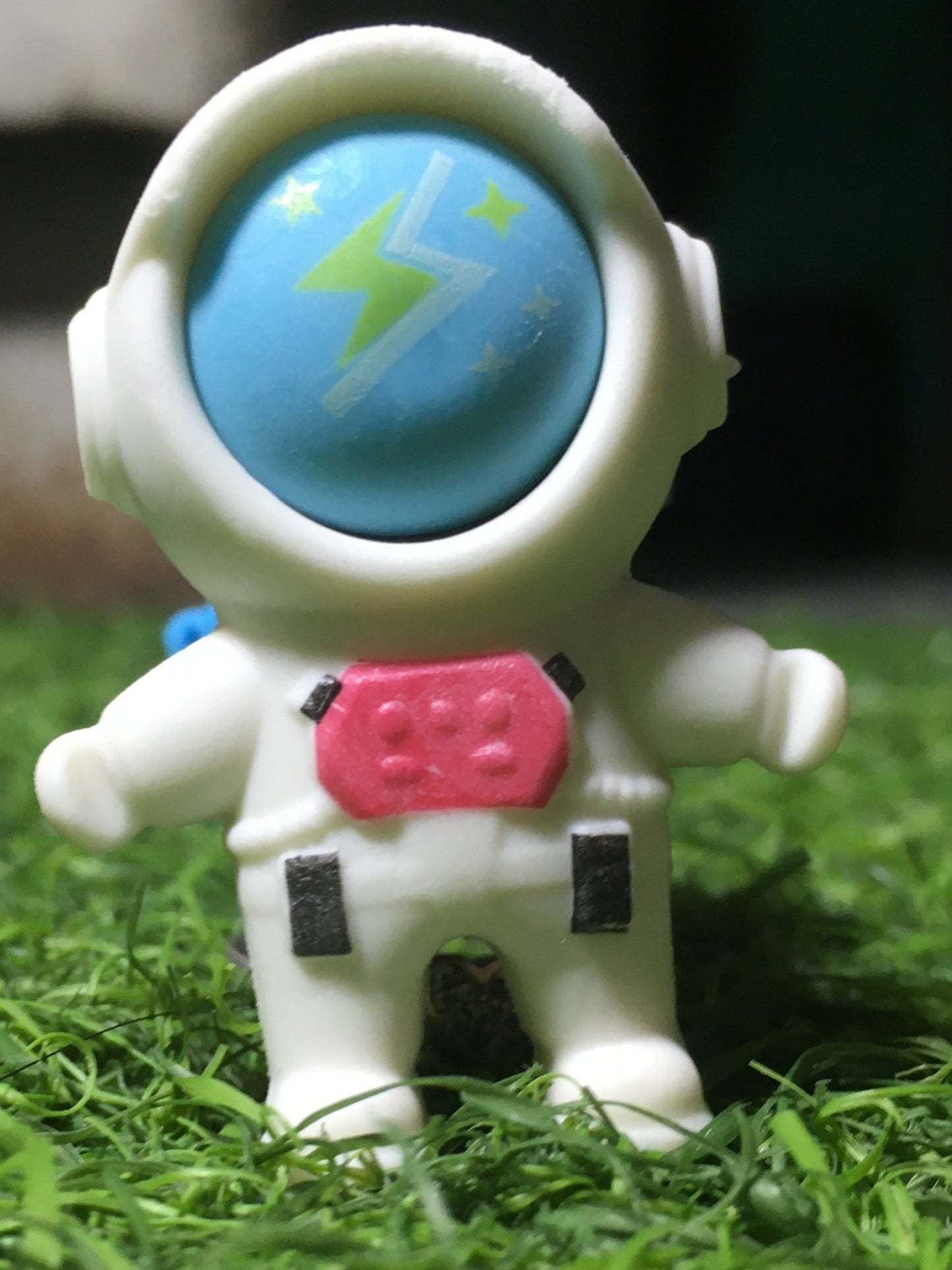 Colorful and Cute Astronaut Eraser for kids (Pack of 4) - infinityexculsivestore.com