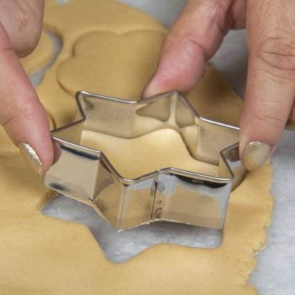 Cookie Cutter Stainless Steel Cookie Cutter with Shape Heart Round Star and Flower (12 Pieces) - infinityexculsivestore.com
