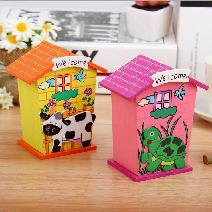 Cute Cartoon House Shaped Lovely Wooden Piggy Bank Money Bank - infinityexculsivestore.com