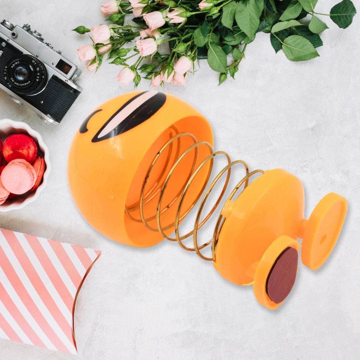 Cute Emoji Bobble-Head Funny Smiley Face Emoticon Figure Spring Dolls Bounce Toys for Car Interior Dashboard Accessories Desktop Decoration / Kids Toys (Pack of 8) - infinityexculsivestore.com