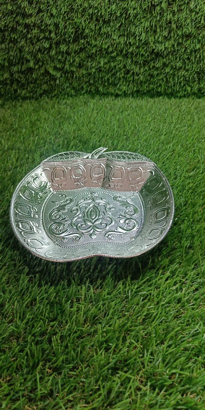 DECORATIVE MUKHWAS SERVING TRAY SERVING MUKHWAS PLATE FANCY TRAY DRY FRUIT SERVING TRAY (1 Pc Set) - infinityexculsivestore.com