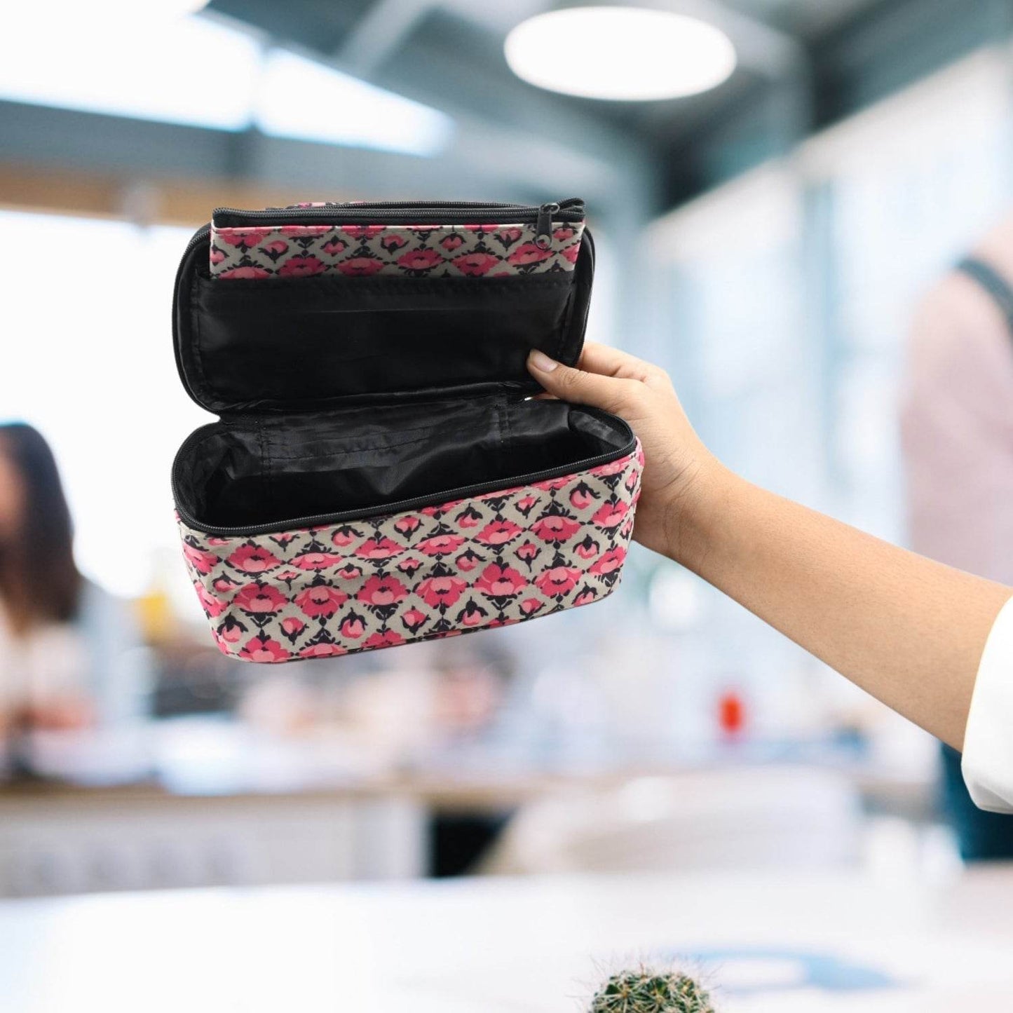 Decor Travel Makeup Bag with Small pouch Portable Organizer Makeup Cosmetic Train Case Large Capacity for Cosmetics Makeup Brushes and Toiletry Jewelry for More Storage - infinityexculsivestore.com