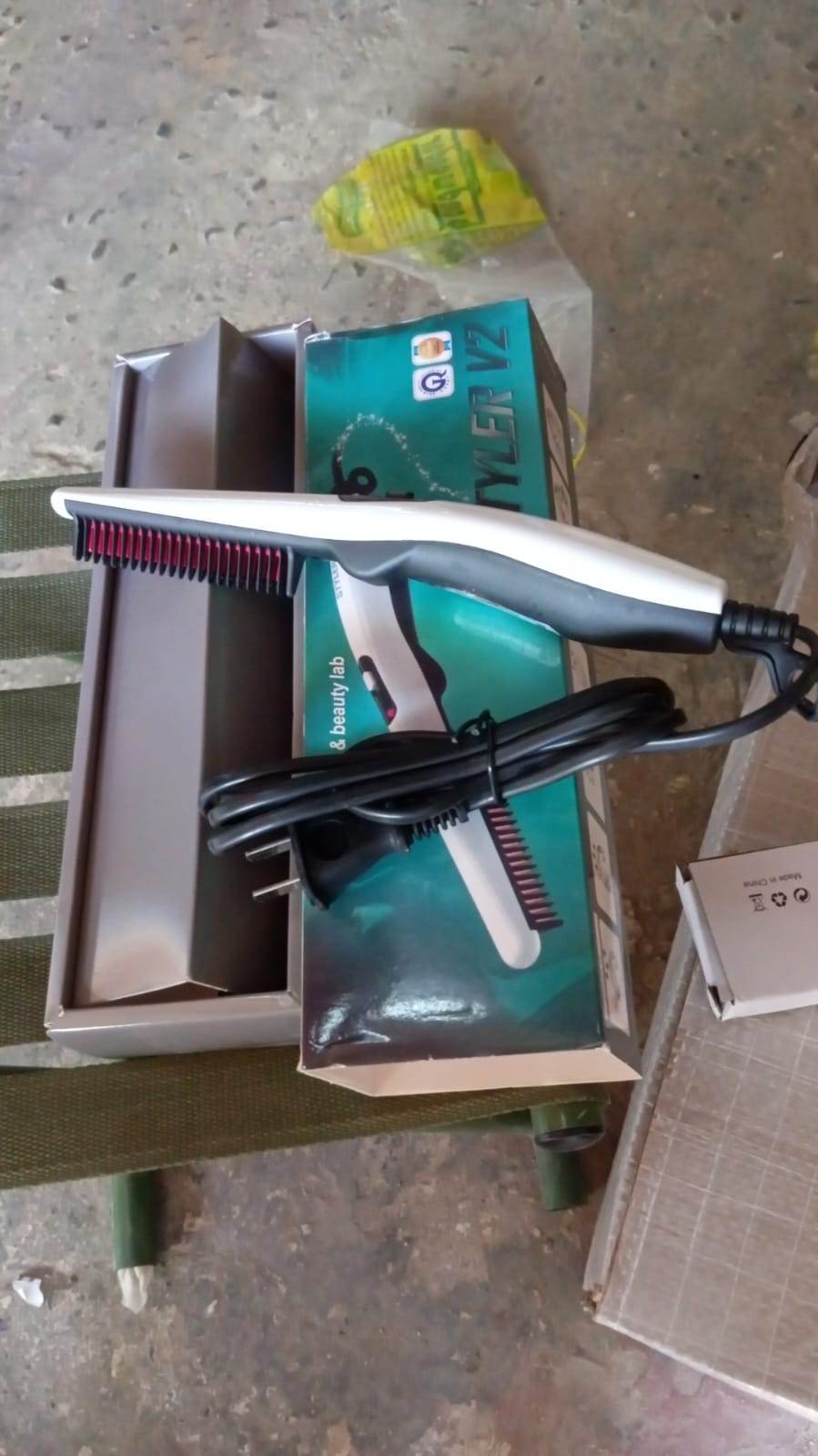 Electric Hair Straightening Comb Portable Straight Beard Comb (1 Pc) - infinityexculsivestore.com