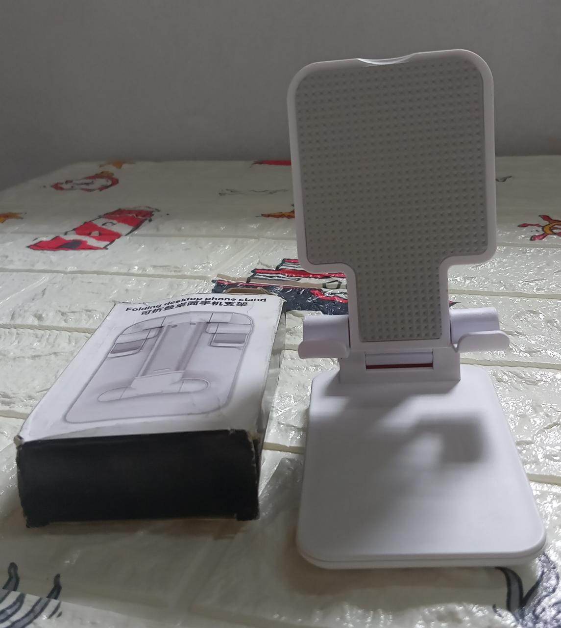 Foldable Mobile Stand with Angle Adjustable Desktop Table Mobile Holder - infinityexculsivestore.com