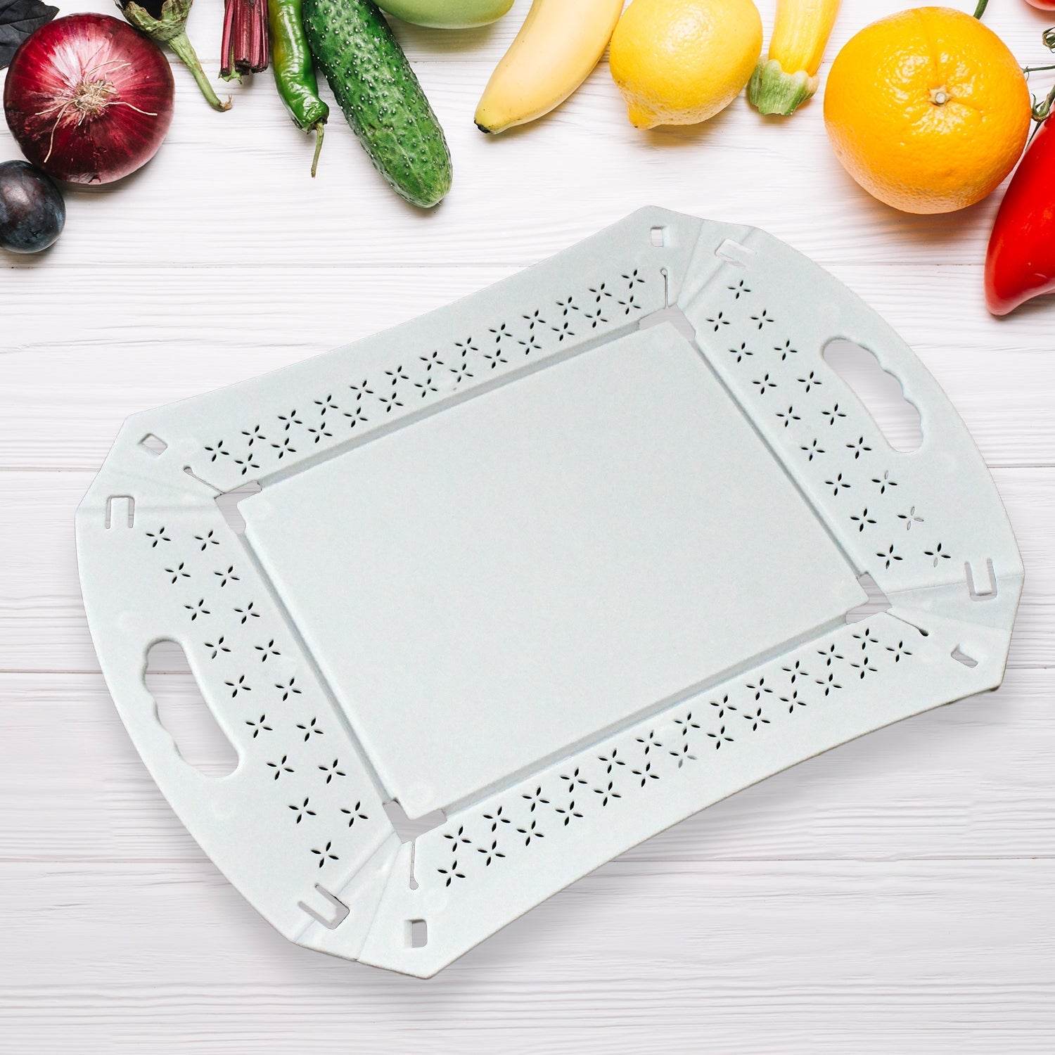 Foldable Serving Tray Plastic Serving Tray With Handle Serving Tray For Food, Kitchen, Outdoors, Restaurants (1 Pc) - infinityexculsivestore.com