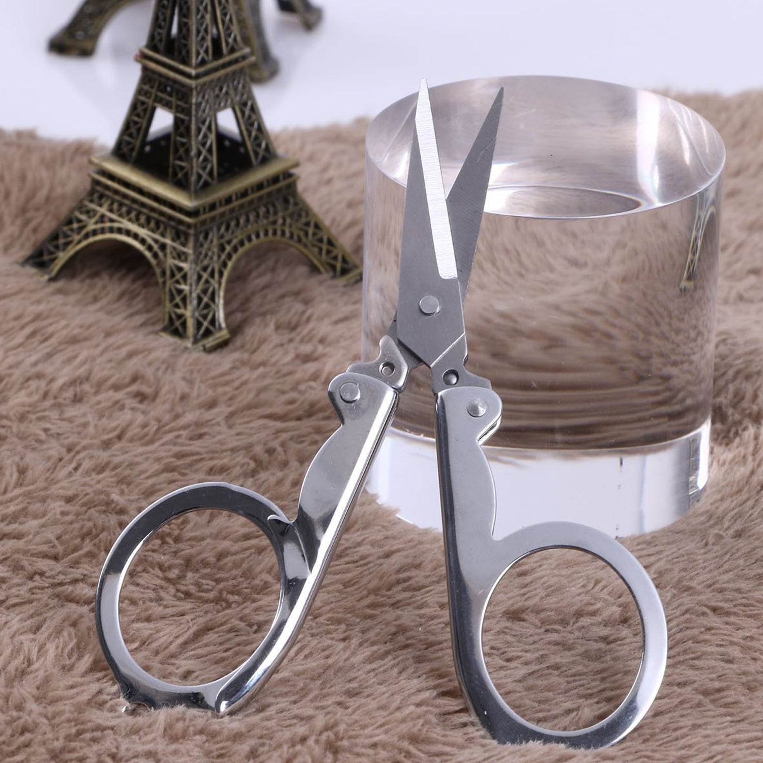 Folding Scissor 3.5inch used in crafting and cutting purposes for children’s and adults. - infinityexculsivestore.com