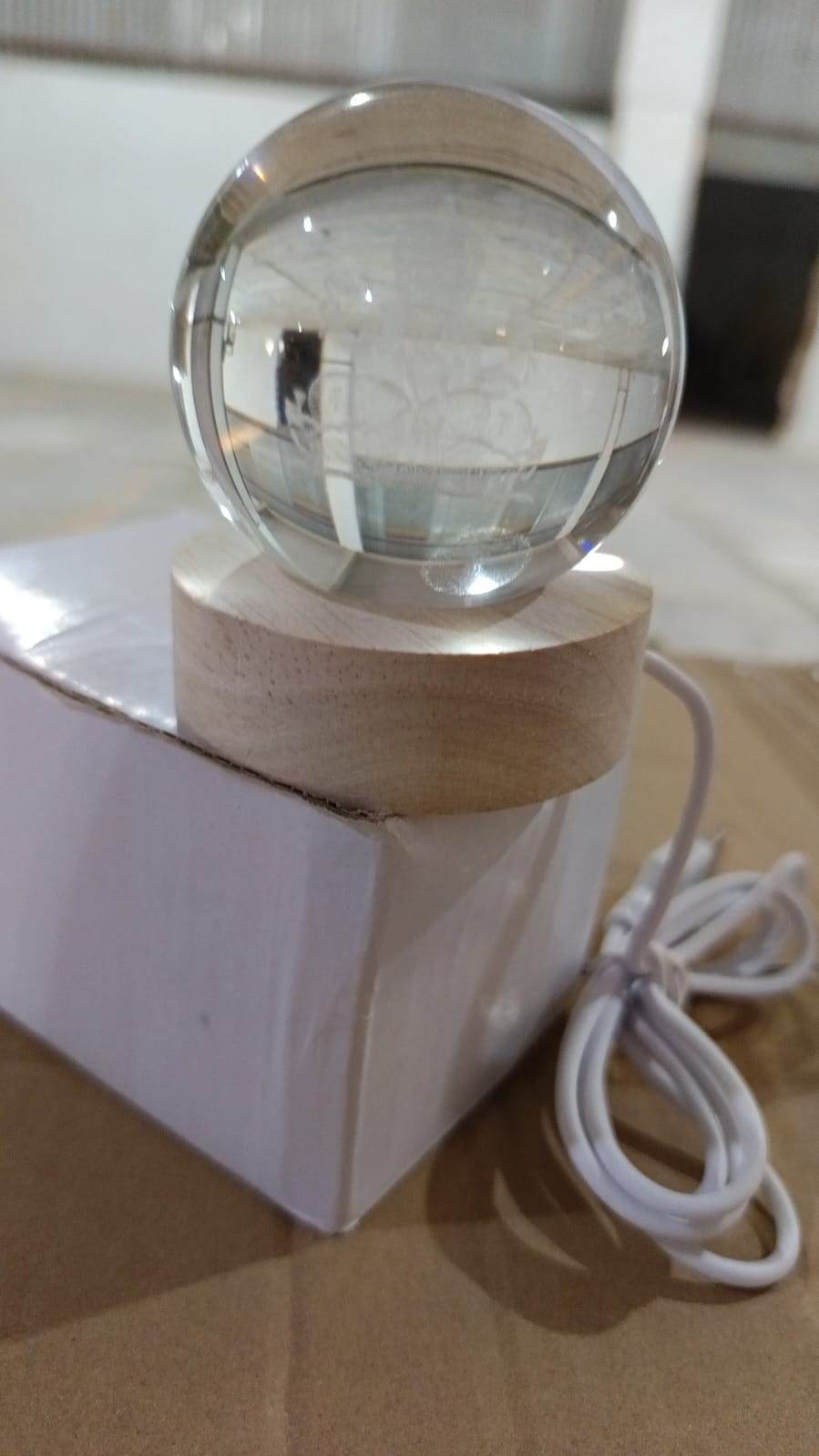 Ganpati 3D Crystal Ball lamps With Wood Base - infinityexculsivestore.com