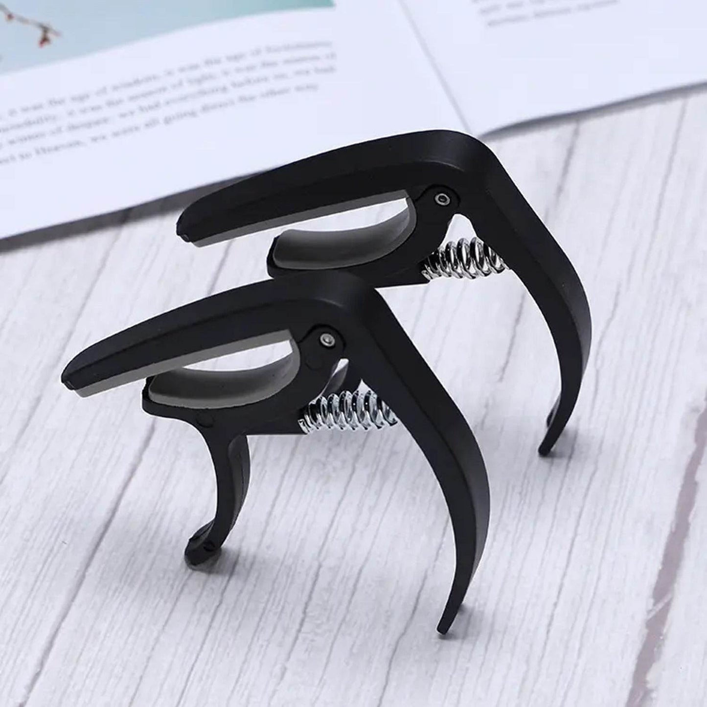 Guitar Capo with Pickup Stand, Soft for Acoustic and Electric Guitar Ukulele Mandolin Banjo Guitar Accessories - infinityexculsivestore.com