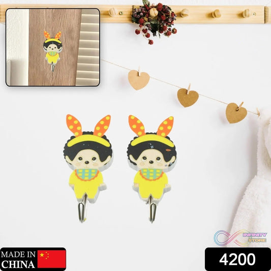 MULTIPURPOSE STRONG HOOK SELF - ADHESIVE HOOKS FOR WALL HEAVY PLASTIC HOOK, STICKY HOOK HOUSEHOLD FOR HOME , DECORATIVE HOOKS, BATHROOM & ALL TYPE WALL USE HOOK , SUITABLE FOR BATHROOM, KITCHEN, OFFICE - infinityexculsivestore.com