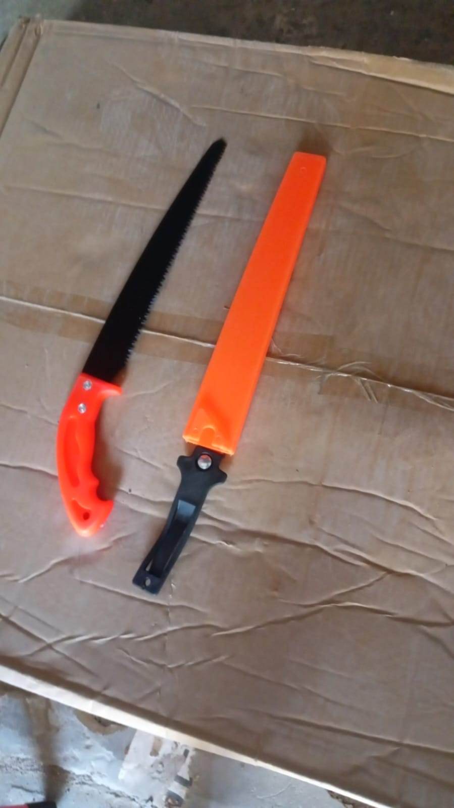 Hand Pruning Saw For Tree Branch Cutter (1 Pc With Cover) - infinityexculsivestore.com