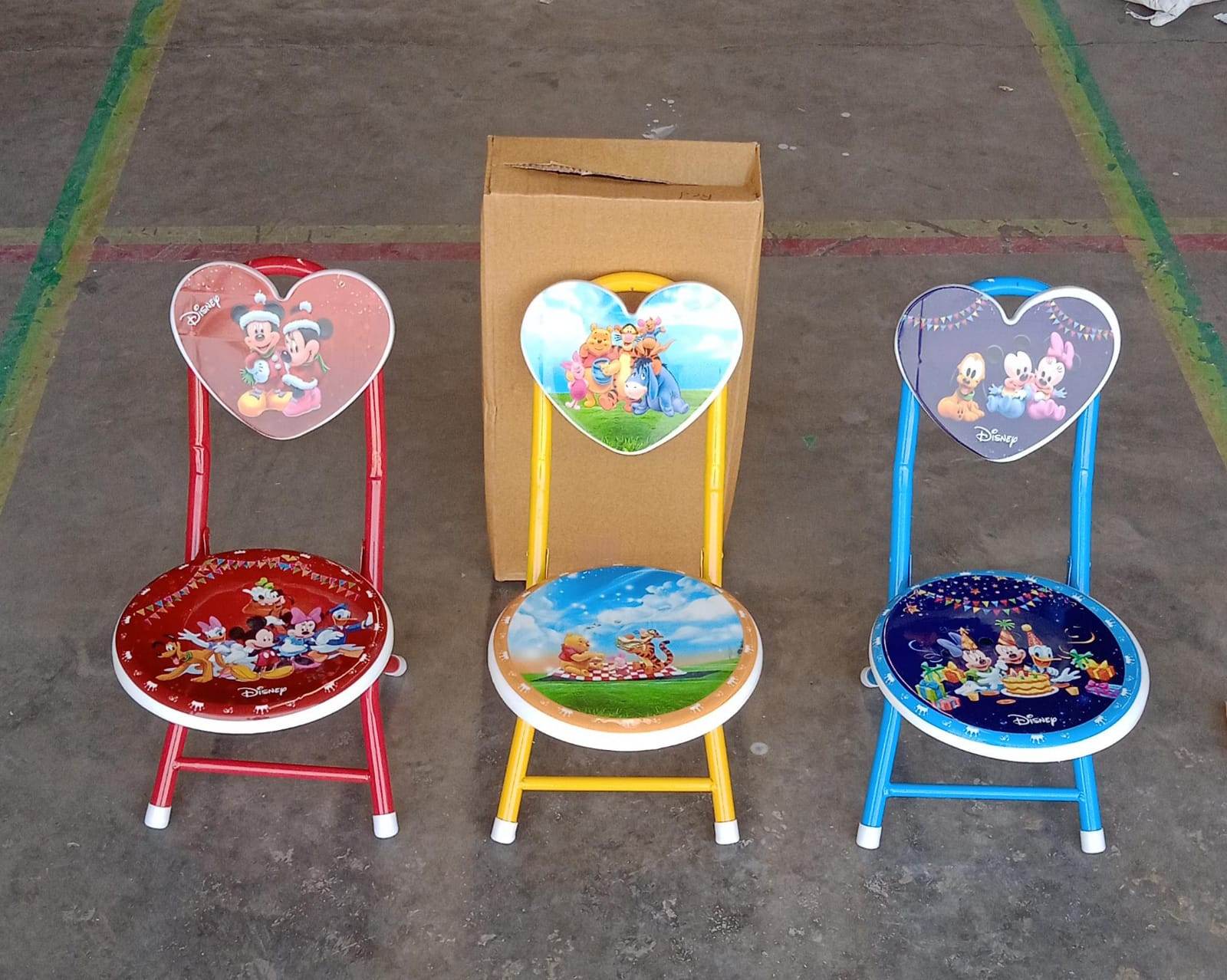 Heart Shape Kids Chair Cartoon Printed Foldable Kids / Children Folding Chair for Playrooms, Schools, Daycares, and Home. Metal and Fibre Body Picnic Beach Camping Chair (1 Pc) - infinityexculsivestore.com