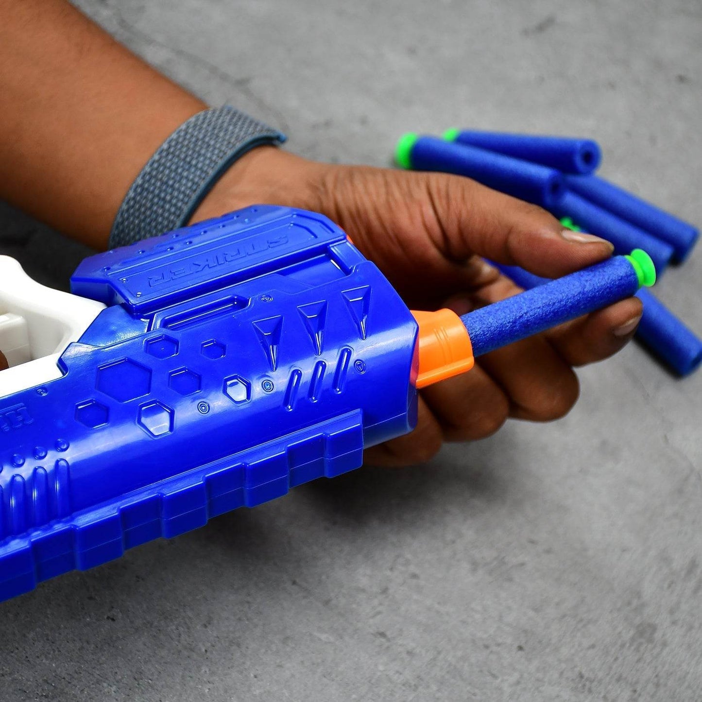 Hi - Arm Gun with 10x Foam Suction Bullets, ABS Plastic, Target Shooting - infinityexculsivestore.com