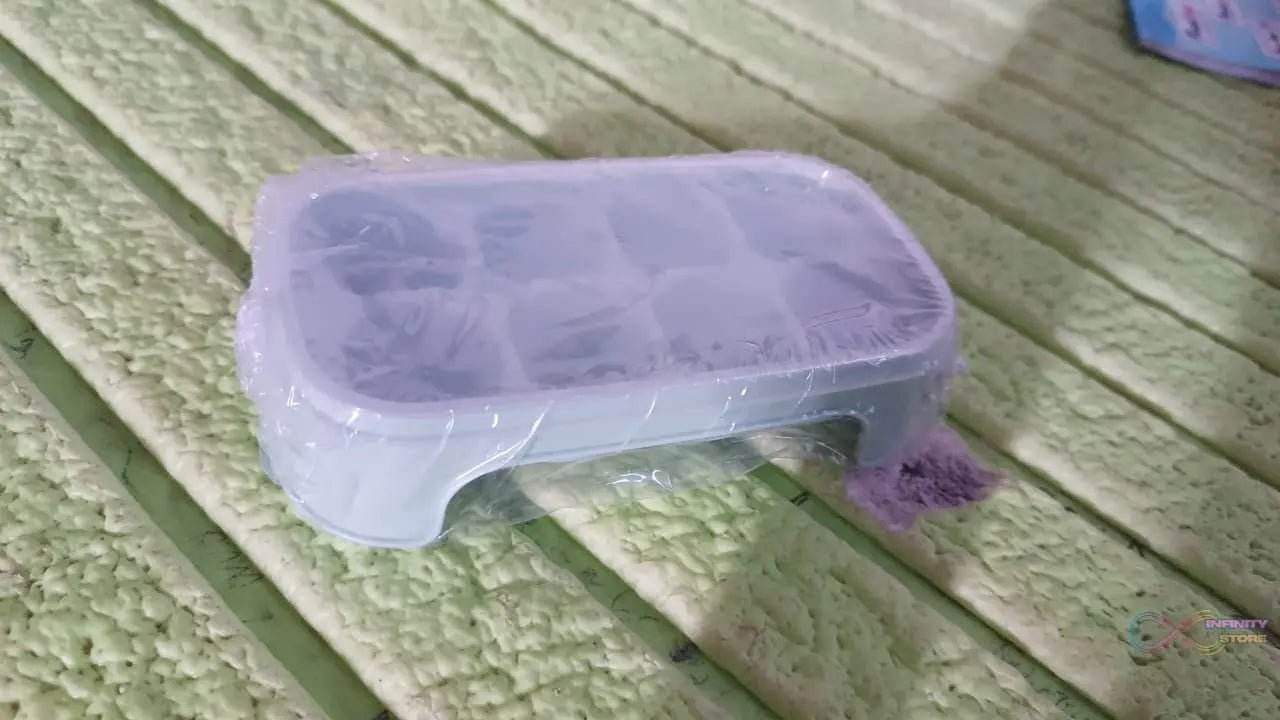 Ice Mold, 8 Grid Food Grade Portable Plastic Ice Tray (1 Pc / 15×8 Cm) - infinityexculsivestore.com