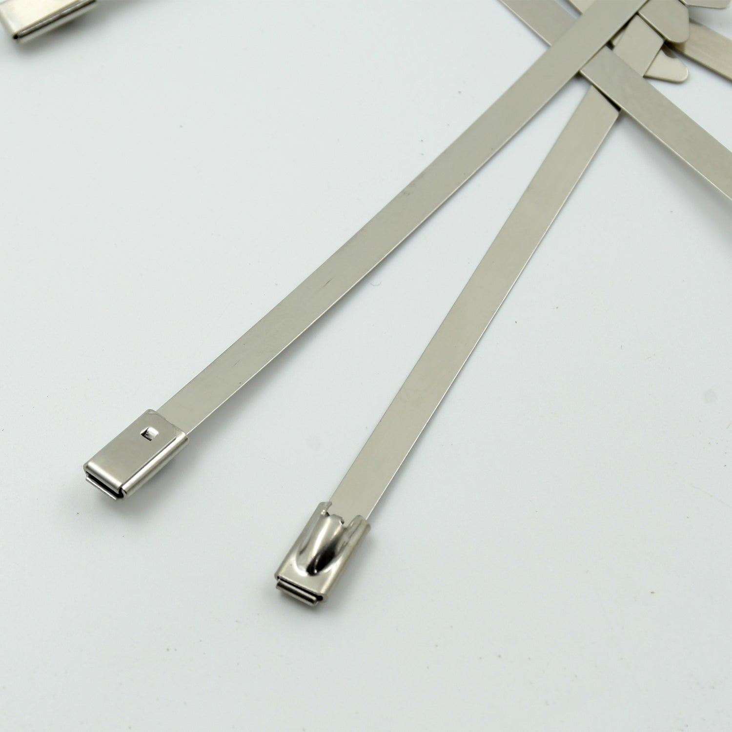 Stainless Steel Cable TIE Used for Solar, Industrial and Home Improvement Multipurpose HIGH Strength, Self - Locking Zip Ties, Multi - purpose Tie, Portable Rustproof 100Pcs Wide Application Zip Tie Set for Building (4.6x100MM / 100 pcs Set) - infinityexculsivestore.com