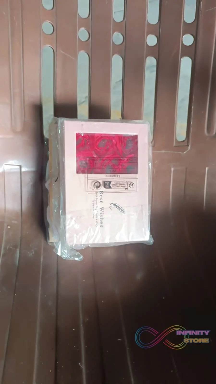 Jewellery Gift Box with Lids & Roses Packaging Box with 6 Roses (1 Set) - infinityexculsivestore.com