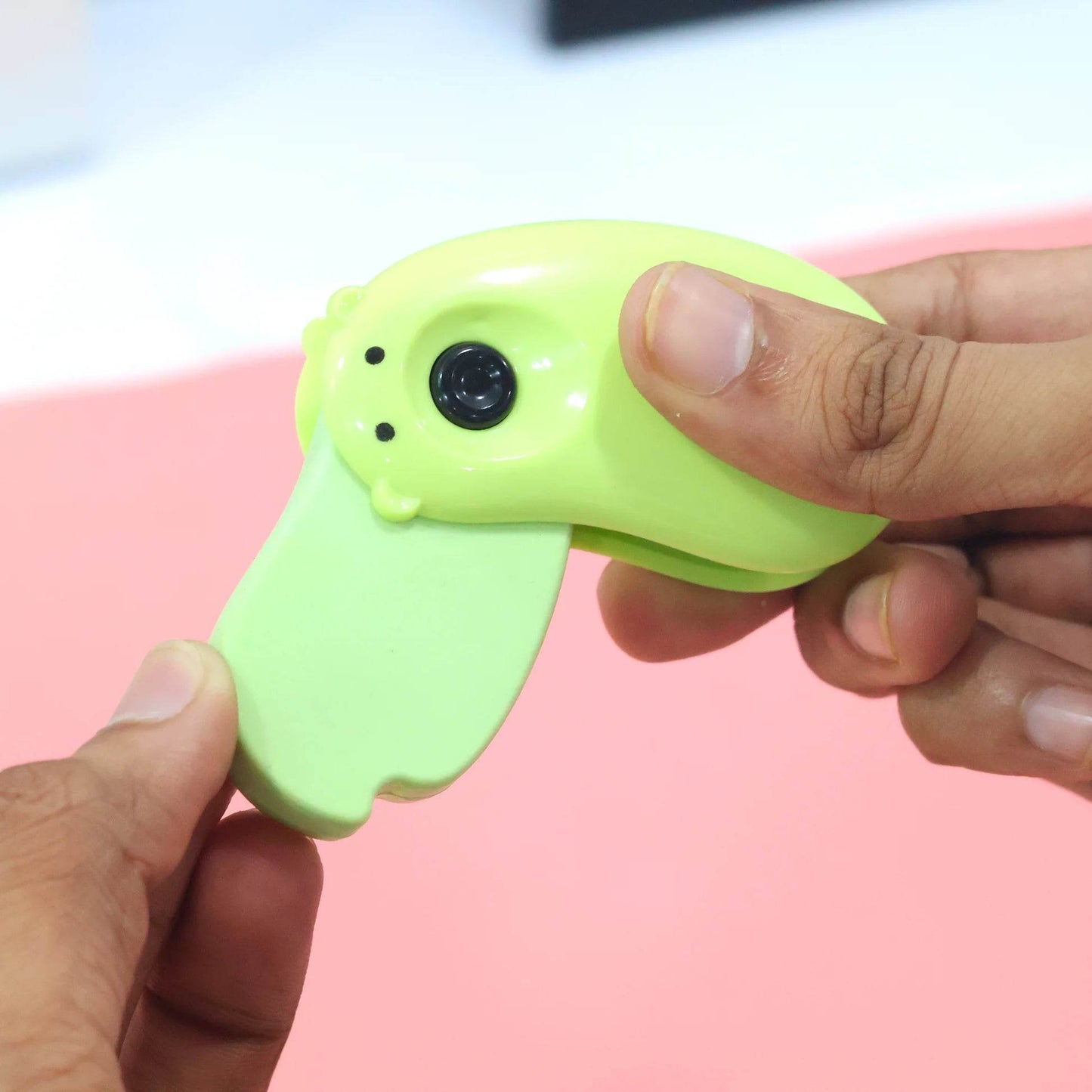 Kawaii Spring Press Rotating Eraser - infinityexculsivestore.com