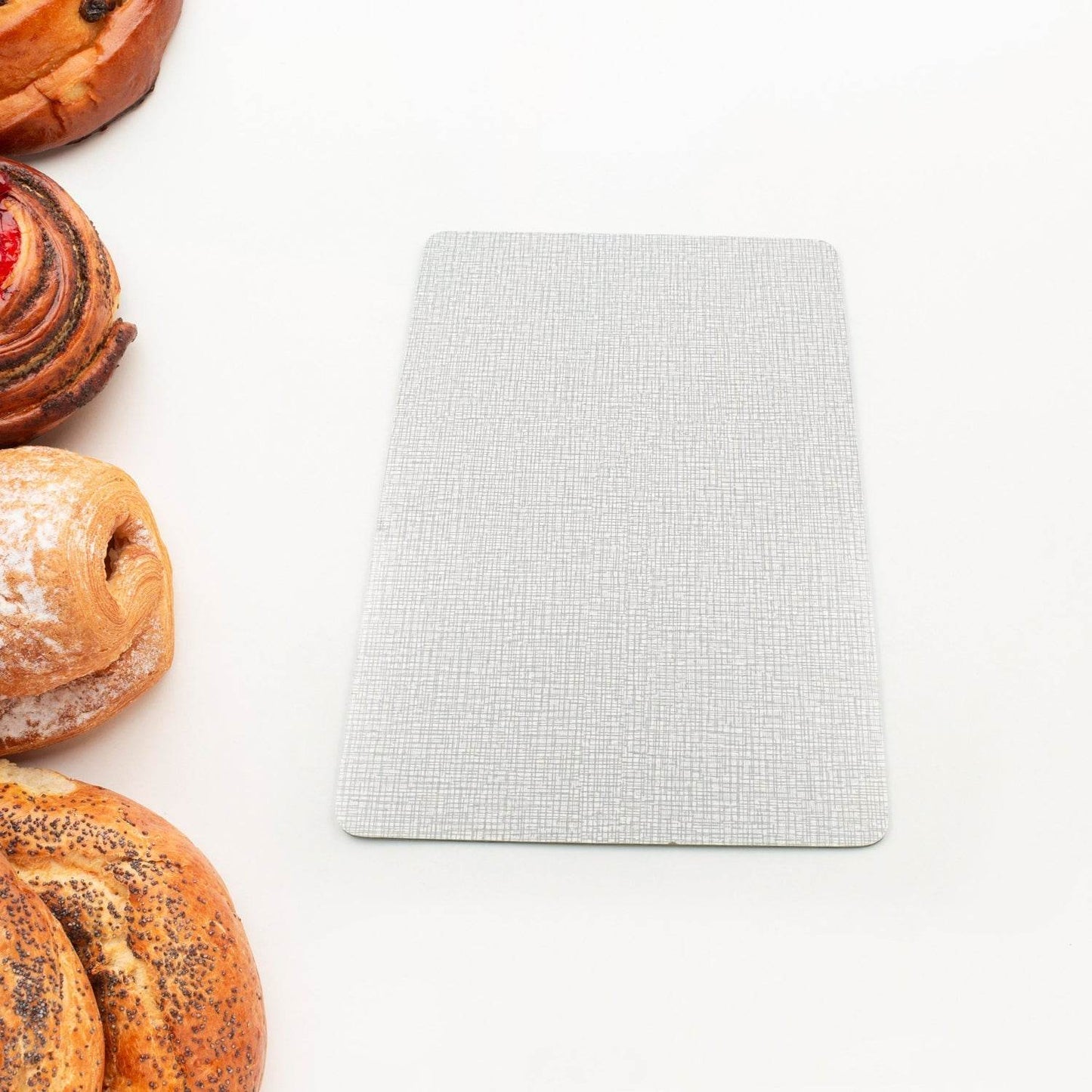 Kitchen Essentials: Cutting Board for All Your Chopping Needs - infinityexculsivestore.com