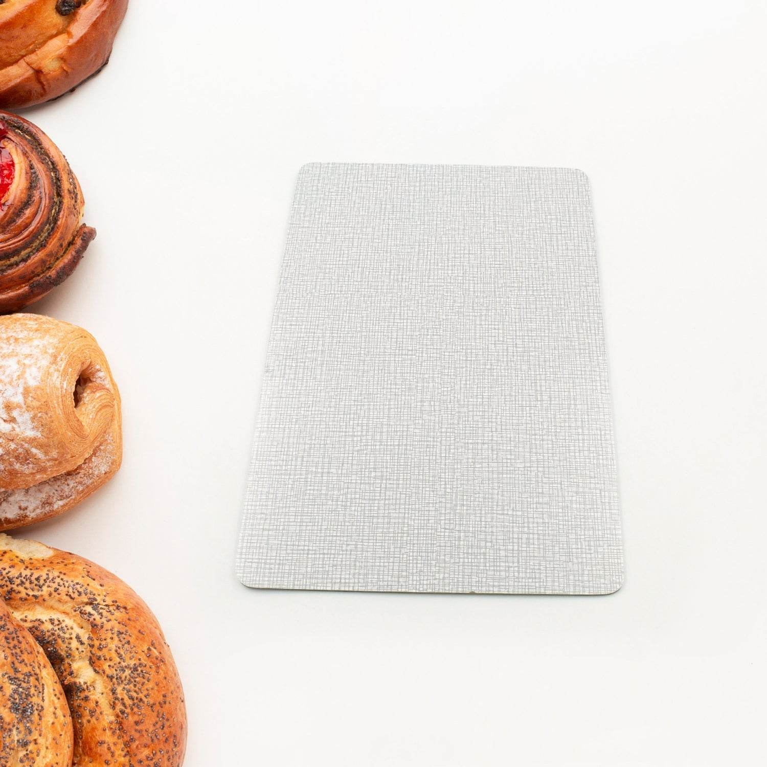 Kitchen Essentials: Cutting Board for All Your Chopping Needs - infinityexculsivestore.com