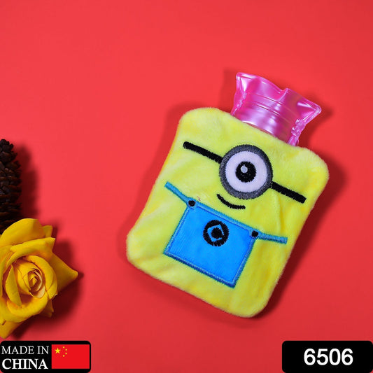 Minions small Hot Water Bag with Cover for Pain Relief, Neck, Shoulder Pain and Hand, Feet Warmer, Menstrual Cramps. - infinityexculsivestore.com