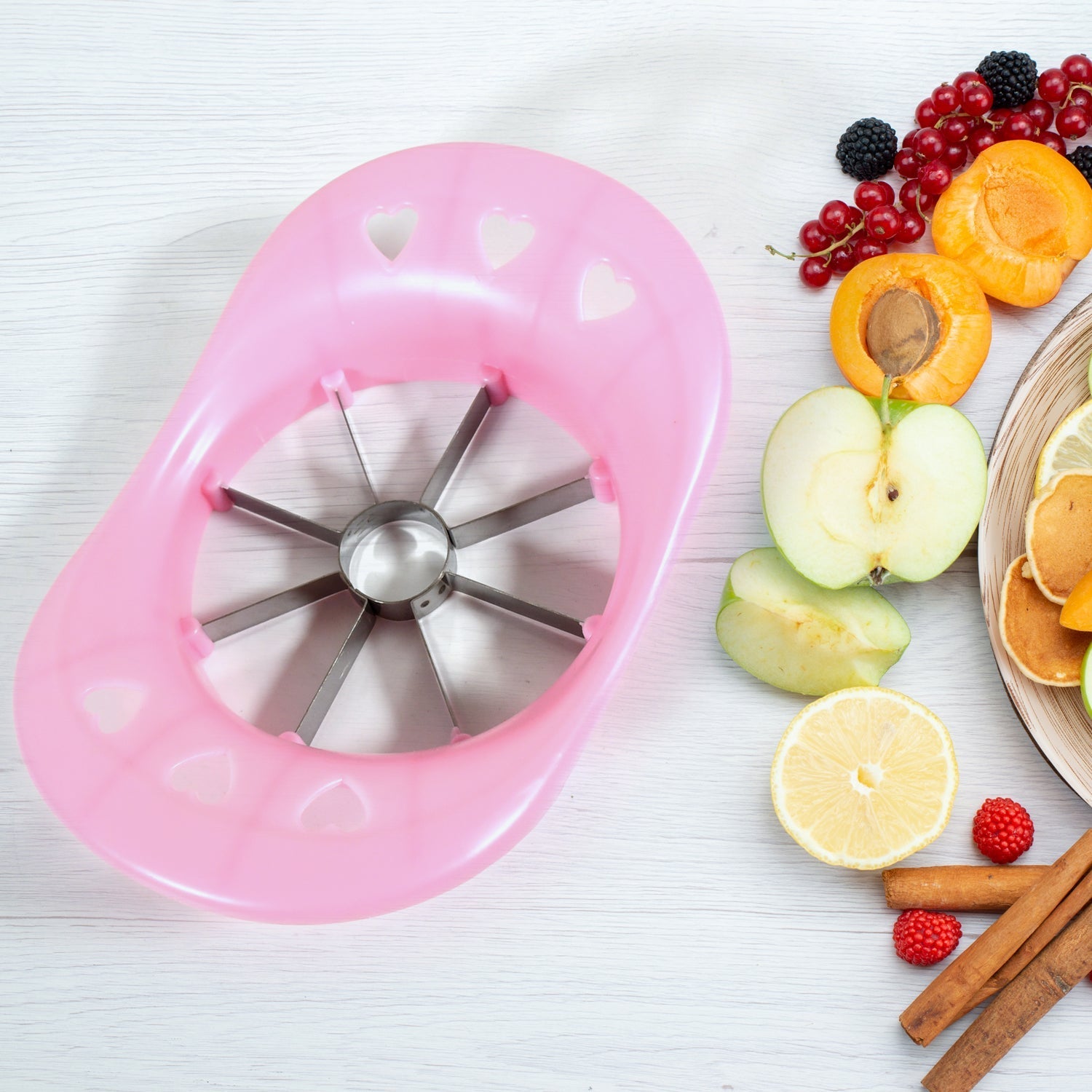 Multi Purpose Fruit Slicer Apple Cutter Regular With 8 Stainless Steel Blades Apple Slicer (1 Pc) - infinityexculsivestore.com